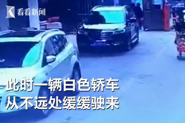 幼童玩躲貓貓慘遭轎車碾壓，危在旦夕，警方已介入(2)