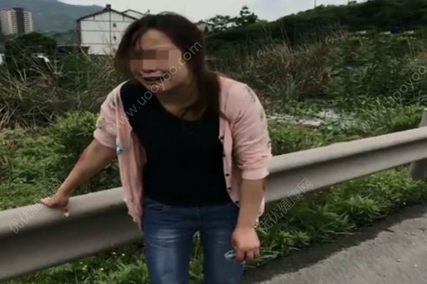 離婚路上丈夫欲同歸于盡！妻子高速跳車逃生！(3)