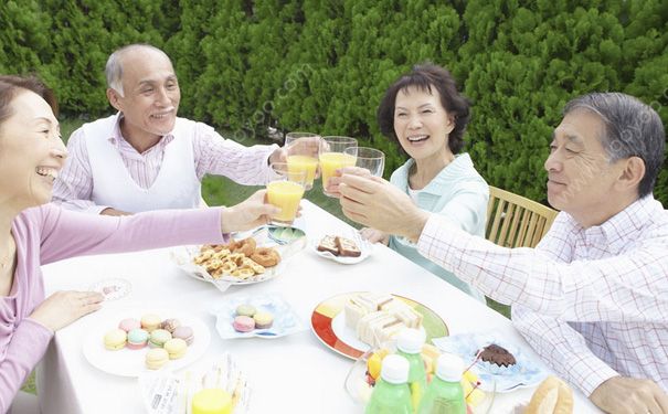 老年人飲食要注意哪些？老年健康飲食怎么做？(1)