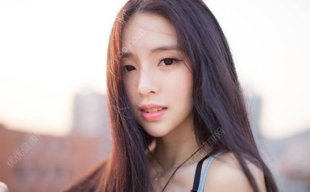 14歲可以接吻嗎？14歲女生接吻會怎么樣？(4)