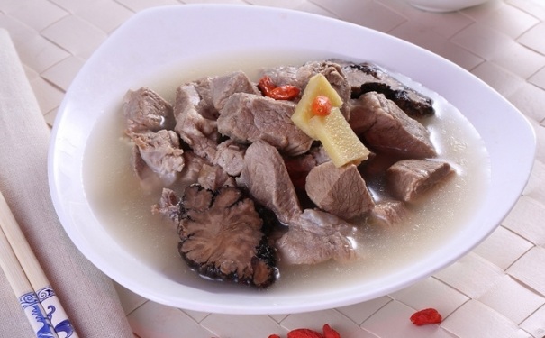 吃麻雀肉能壯陽(yáng)嗎？麻雀肉有什么功效和作用？(1)