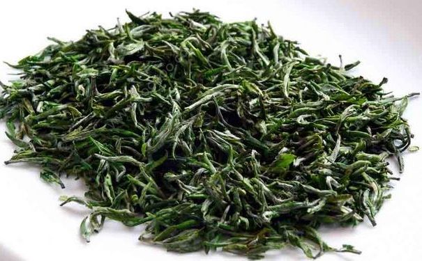 賓館房間內(nèi)茶葉過(guò)期超6年，負(fù)責(zé)人說(shuō)茶葉是放在房間去味的(4)