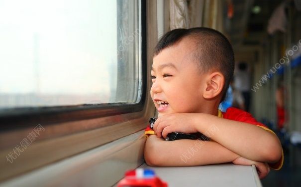 5歲男孩身高體重標(biāo)準(zhǔn)是多少？5歲男孩正常身高體重標(biāo)準(zhǔn)是多少？(1)