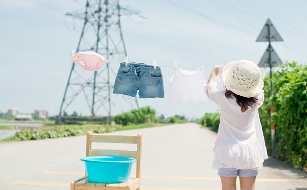 衣服到底要不要反過來曬？衣服反過來曬好嗎？(1)