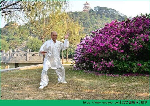 100歲的人生方式是怎樣的？100歲老人的養(yǎng)生之道(1)