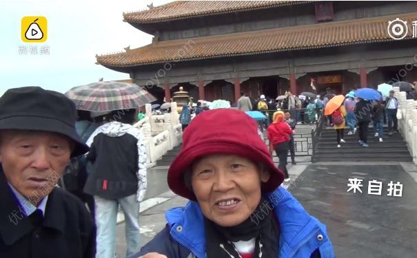 80歲金婚老人重度蜜月，全程自拍秀恩愛，晚年該怎樣享受生活？(2)