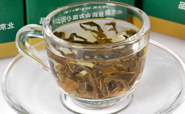 喝羅布麻茶能降壓?jiǎn)?？喝什么茶可以降血壓?1)