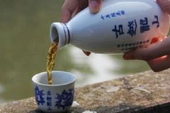 黃酒有什么營養(yǎng)功效？喝黃酒有什么好處？[圖]