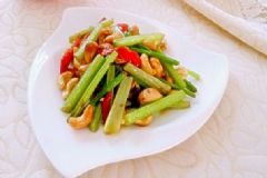 芹菜怎么吃最有營(yíng)養(yǎng)？芹菜怎么吃健康？[圖]