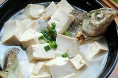 豆腐搭配什么食物吃好？豆腐和魚(yú)一起吃有什么好處？[圖]