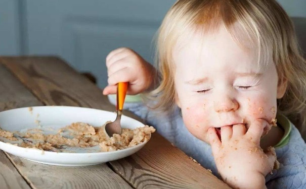 嬰幼兒飲食的禁忌有哪些？嬰幼兒飲食要注意些什么？(1)