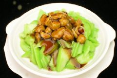 芹菜與香菇一起炒好嗎？芹菜與香菇可以同食嗎？[多圖]