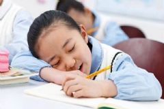 兒童睡眠不足的危害有哪些？兒童該怎樣保證健康的睡眠？[圖]