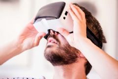 近視眼可以戴VR設(shè)備嗎？VR眼鏡會加重近視眼嗎？[圖]