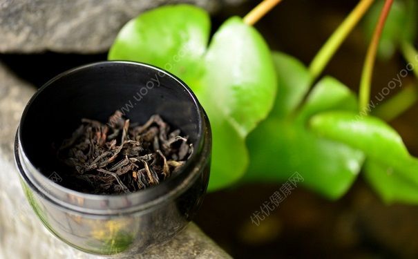 黑烏龍茶減肥效果好嗎？喝黑烏龍茶減肥要注意什么？(4)