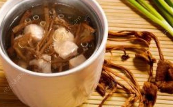 茶樹菇有什么營(yíng)養(yǎng)？吃茶樹菇胃疼怎么處理？(2)