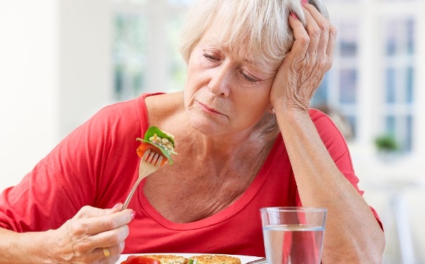 老人吃什么食物降血脂？老人血脂偏高吃什么食物好？(1)