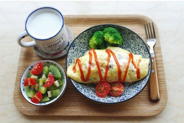 韓式蛋包飯怎么做？韓國蛋包飯的正宗做法(4)