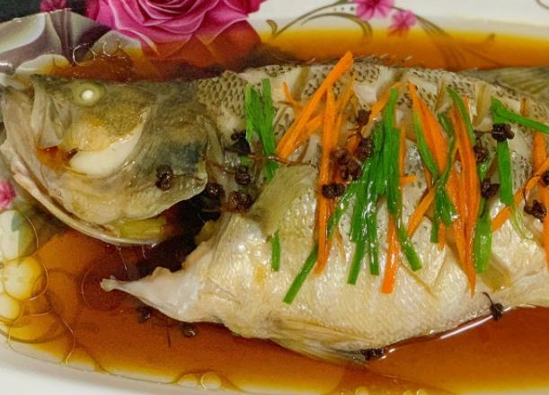 吃鱸魚可以下奶嗎 低脂低膽固醇食物,催乳補充營養(yǎng)